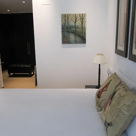 Vitivola Novell Grand Confort Apartment *